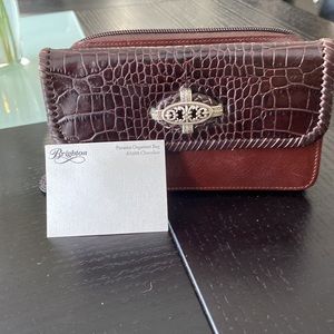 Brighton wallet